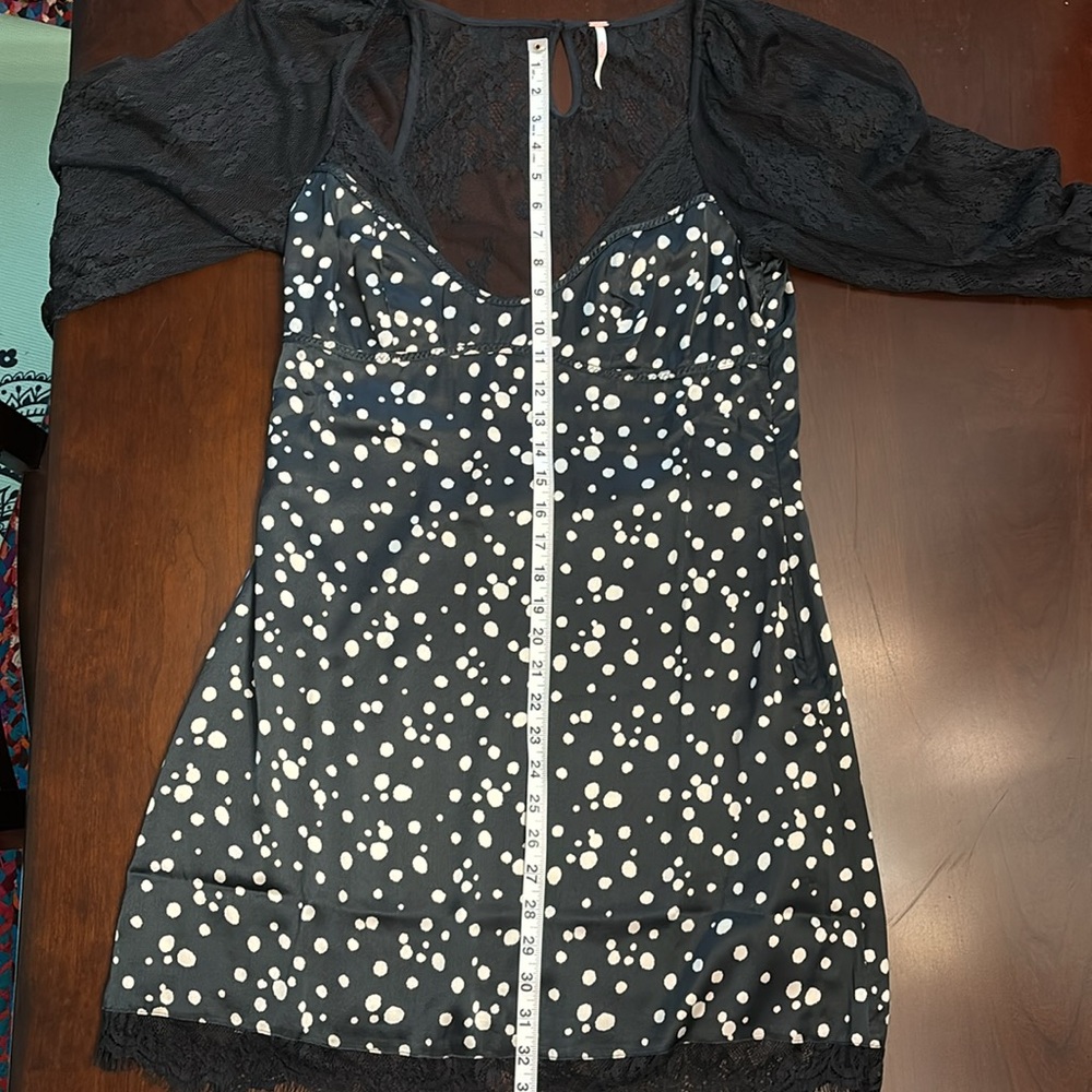 About That Mini Dress - Free People - Size Medium NWOT - Picture 7 of 9